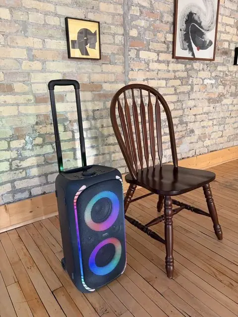 XL party speaker at The Harlow Exchange